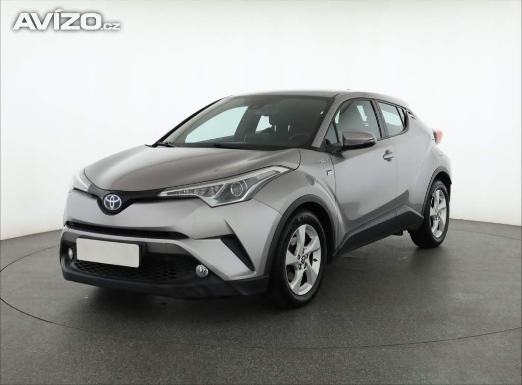 Foto inzerátu Toyota C-HR 1.8 Hybrid