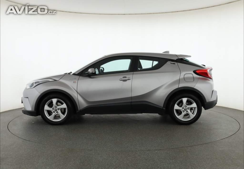 Foto inzerátu Toyota C-HR 1.8 Hybrid