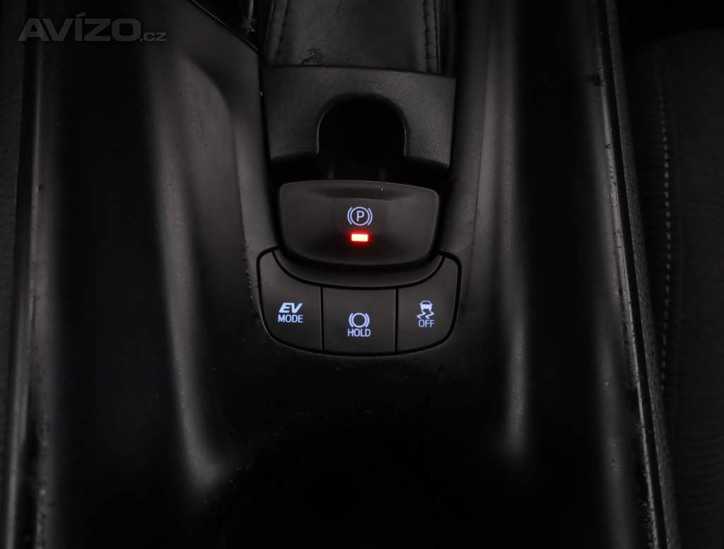 Foto inzerátu Toyota C-HR 1.8 Hybrid