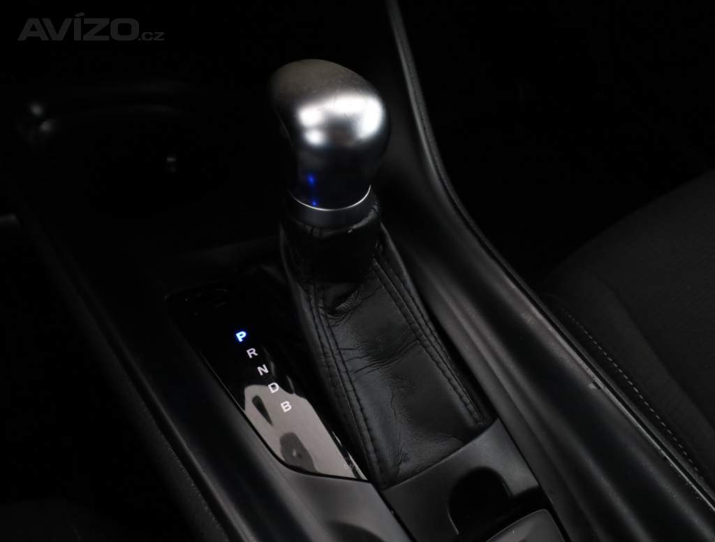 Foto inzerátu Toyota C-HR 1.8 Hybrid