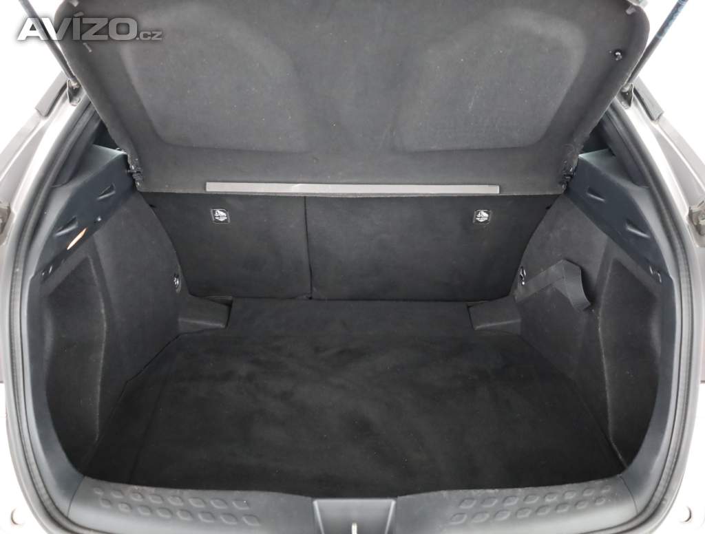 Foto inzerátu Toyota C-HR 1.8 Hybrid