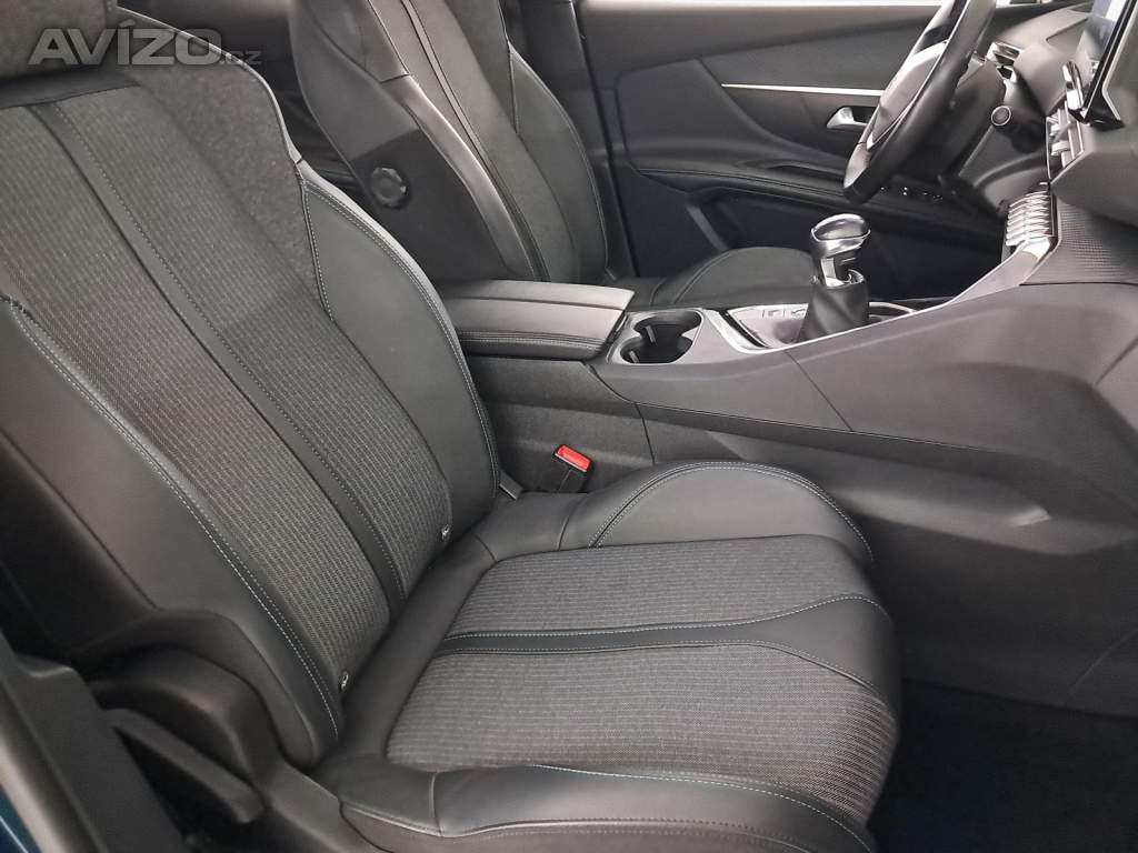 Foto inzerátu Peugeot 3008 1.2 PureTech