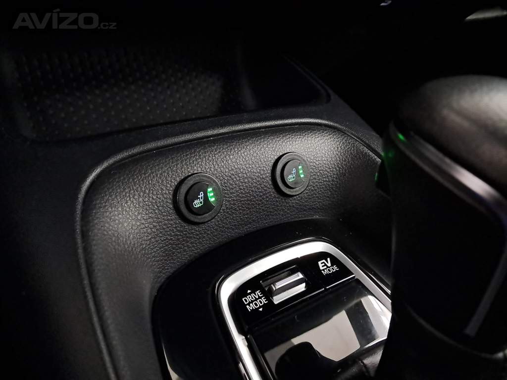 Foto inzerátu Toyota Corolla 2.0 Hybrid