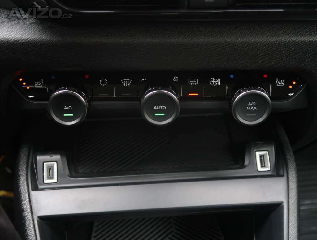 Foto inzerátu Citroen C4 1.2 PureTech