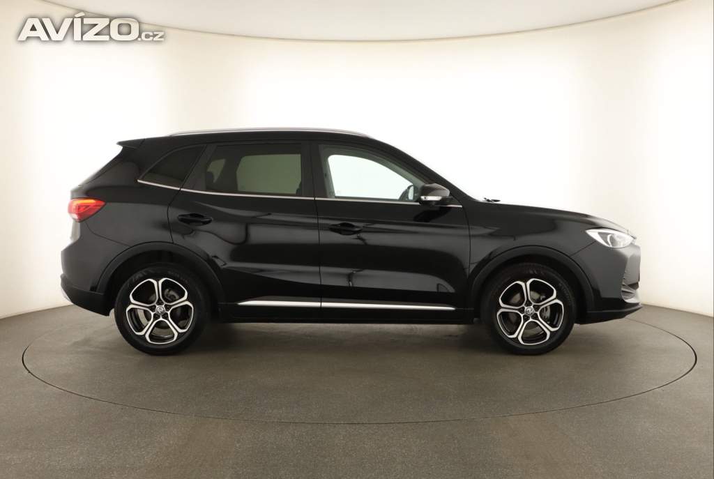Foto inzerátu MG ZS SUV 1.5 i
