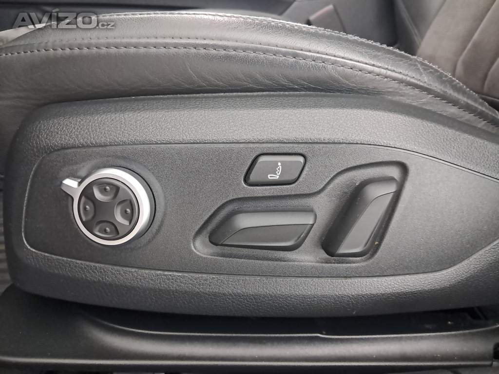Foto inzerátu Audi A4 40 TDI