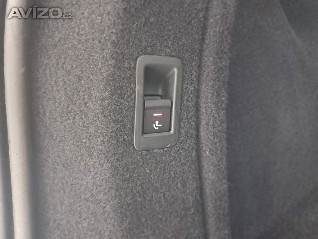 Foto inzerátu Audi A4 40 TDI