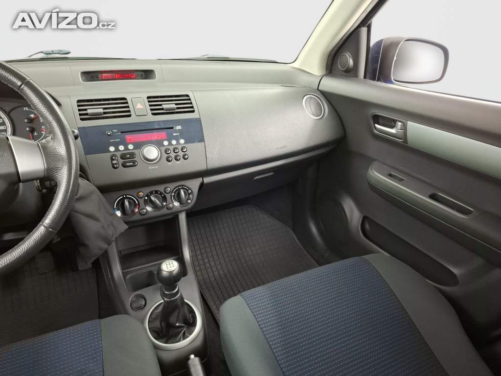 Foto inzerátu Suzuki Swift 1.3