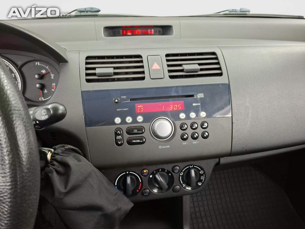 Foto inzerátu Suzuki Swift 1.3