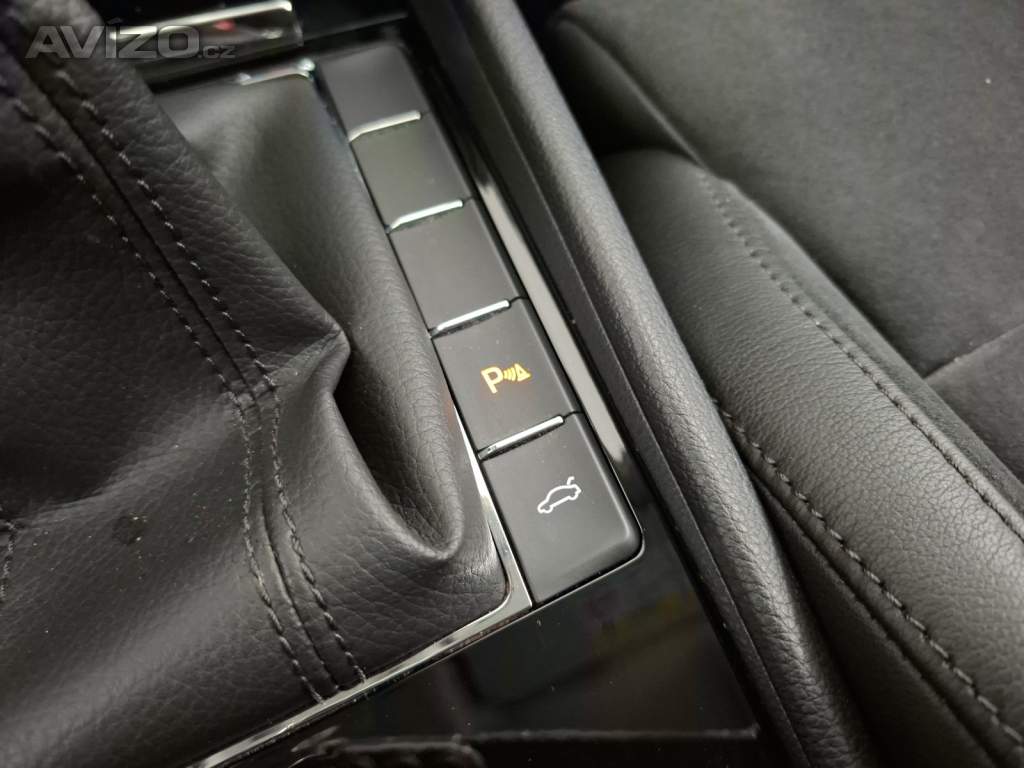 Foto inzerátu Skoda Superb 2.0 TDI 4x4