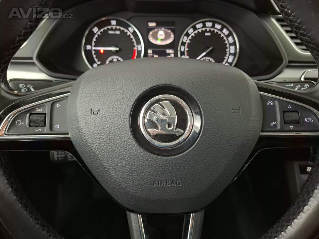 Foto inzerátu Skoda Superb 2.0 TDI 4x4
