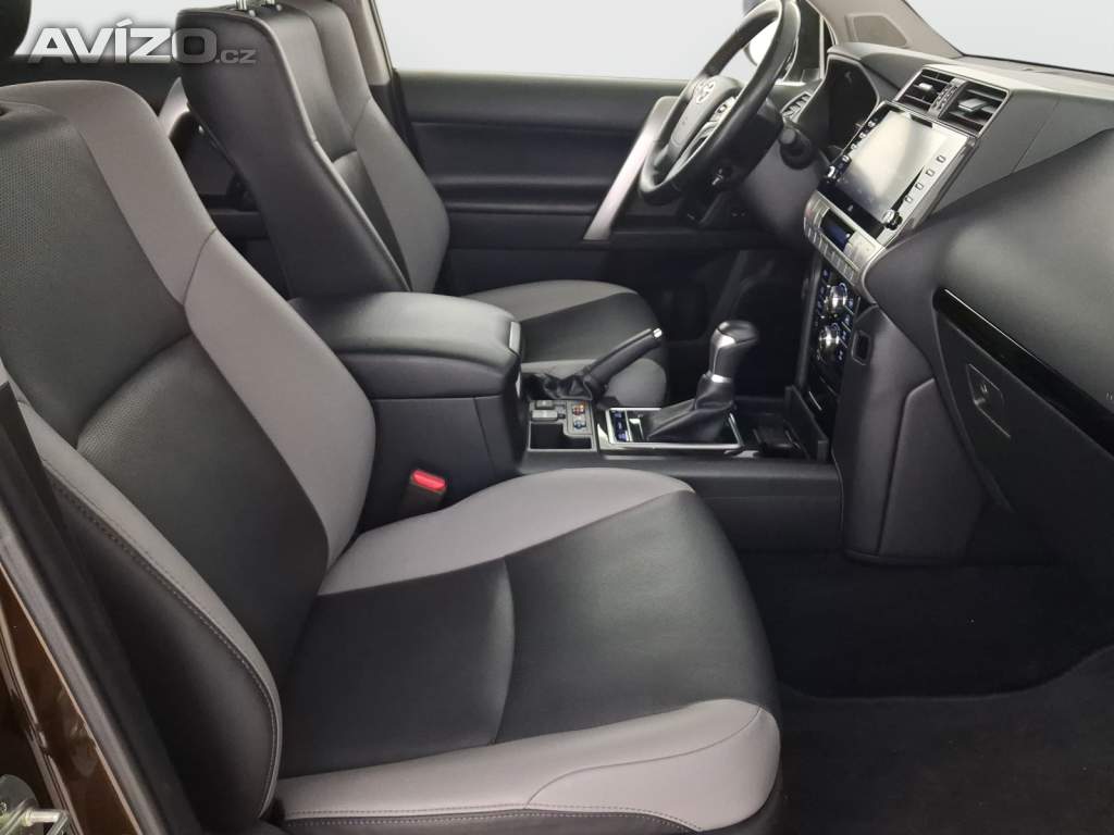 Foto inzerátu Toyota Land Cruiser 2.8 D-4D