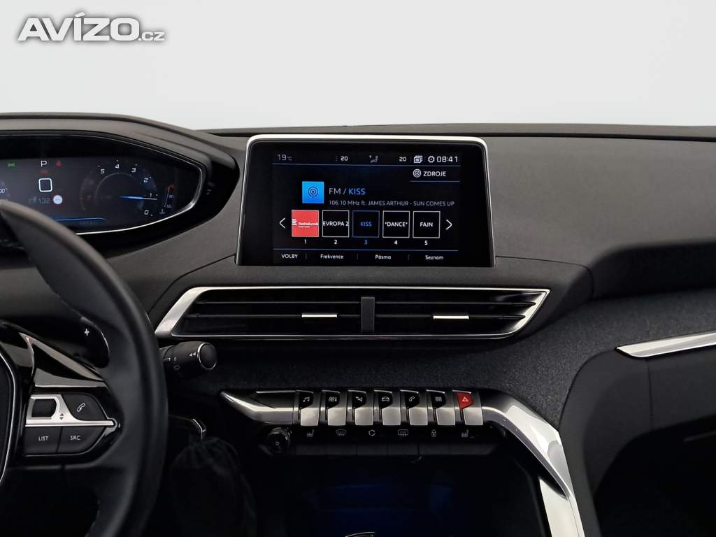 Foto inzerátu Peugeot 5008 PureTech 130