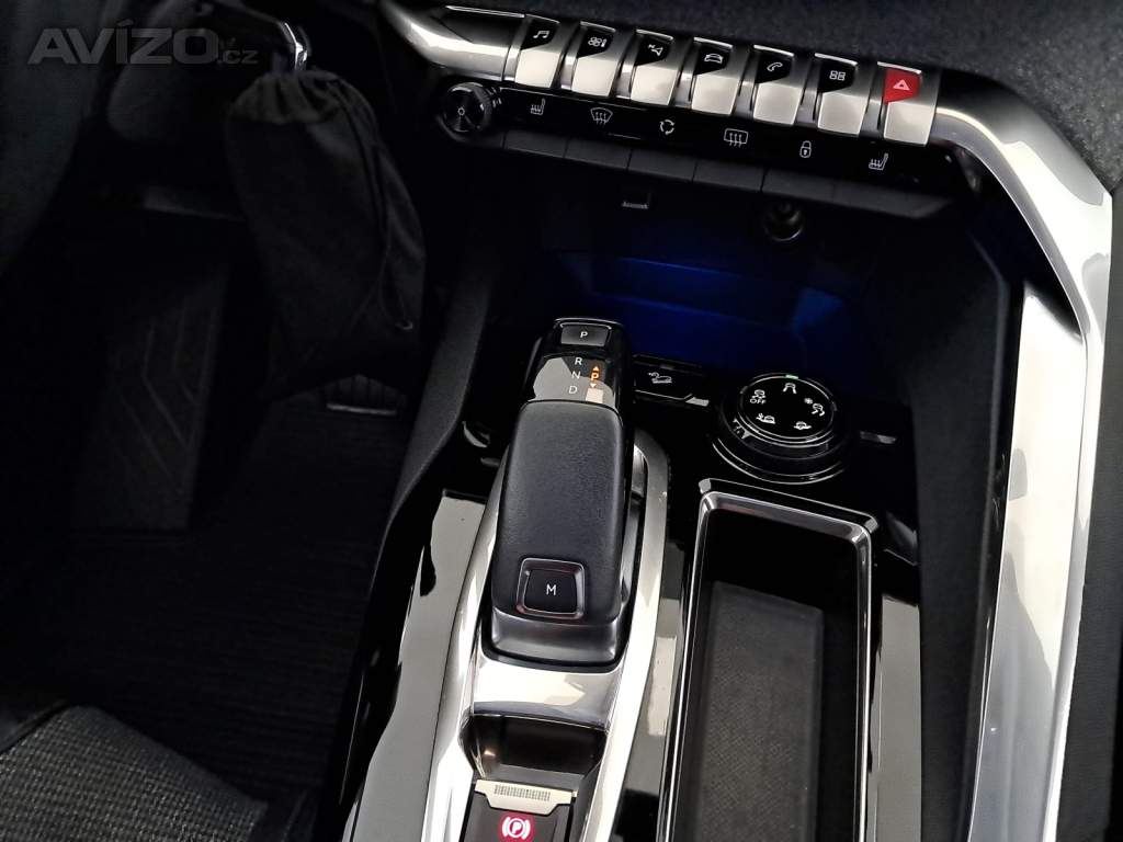 Foto inzerátu Peugeot 5008 PureTech 130