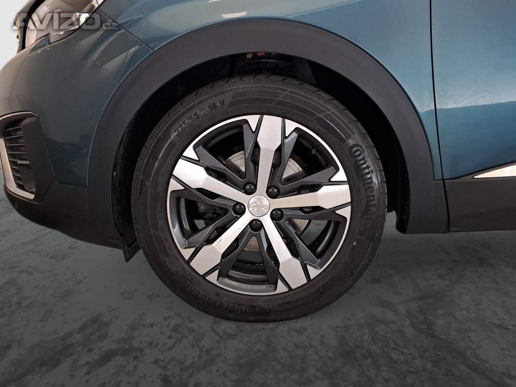 Foto inzerátu Peugeot 5008 PureTech 130