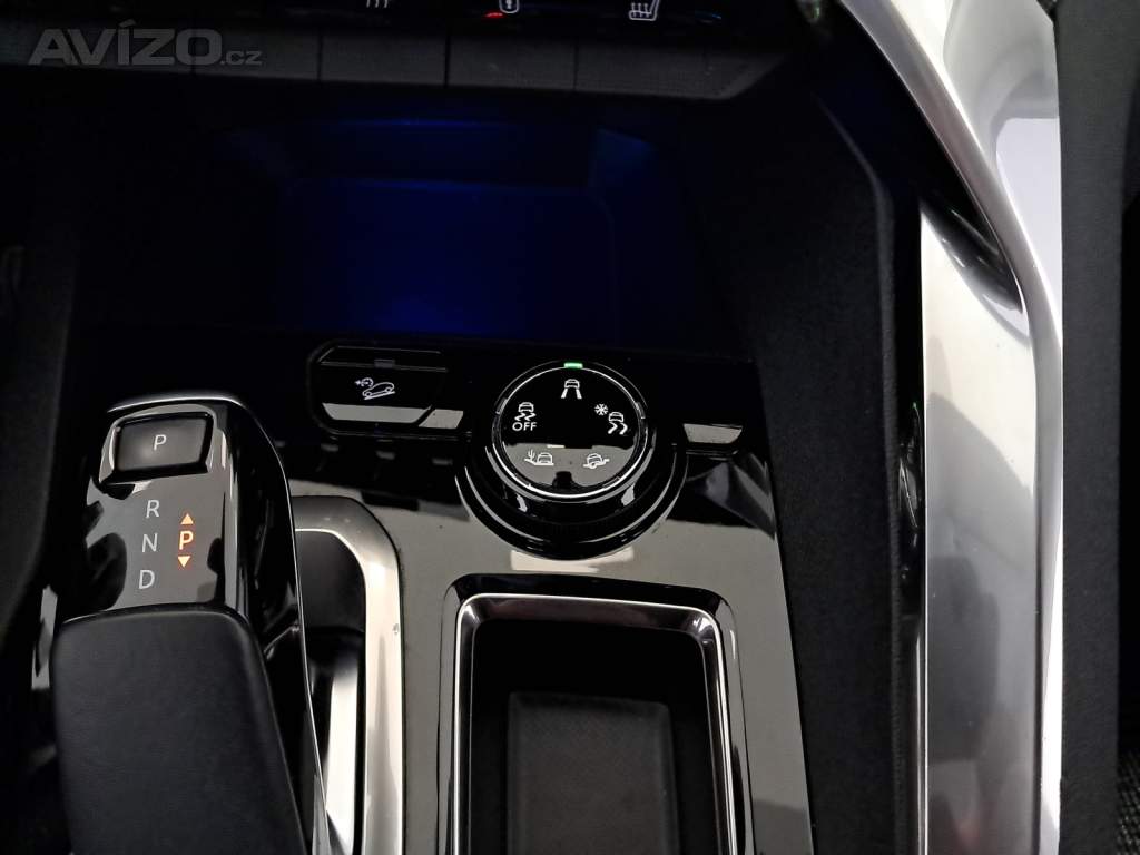 Foto inzerátu Peugeot 5008 PureTech 130