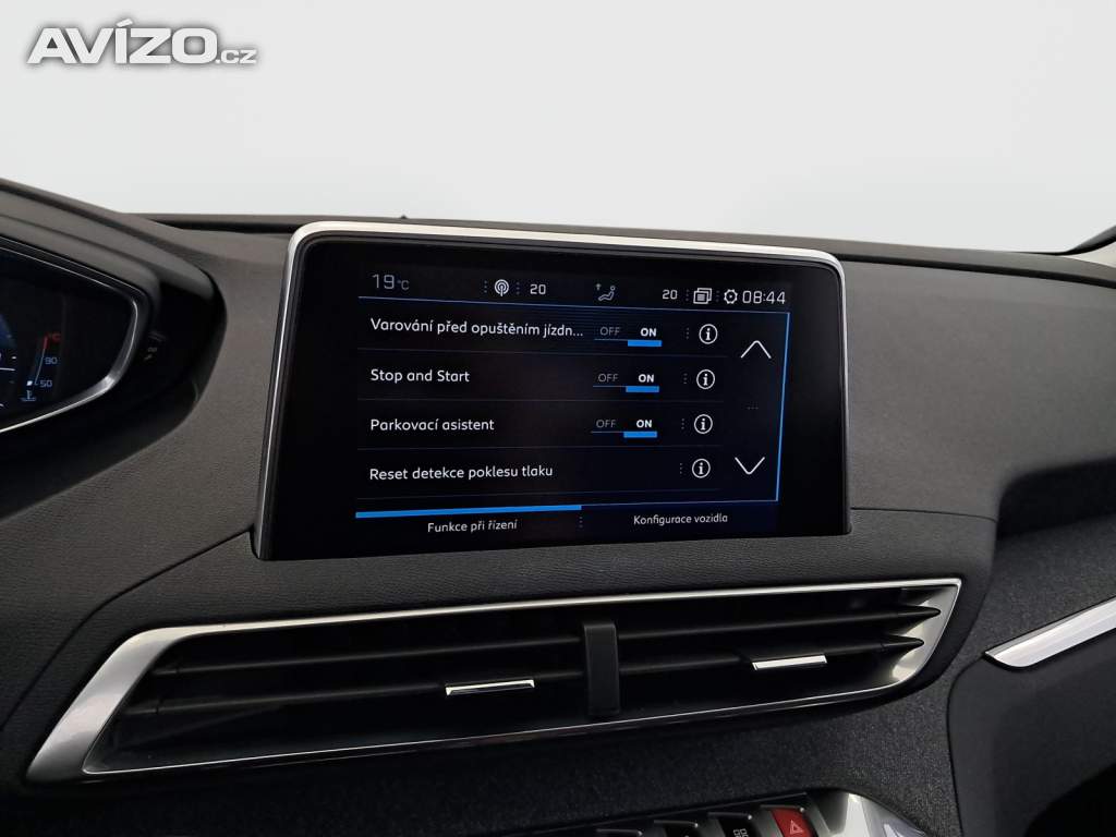 Foto inzerátu Peugeot 5008 PureTech 130