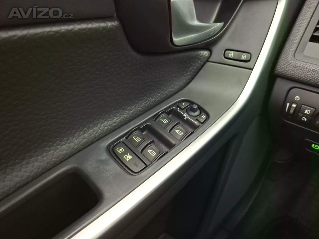 Foto inzerátu Volvo XC60 D5