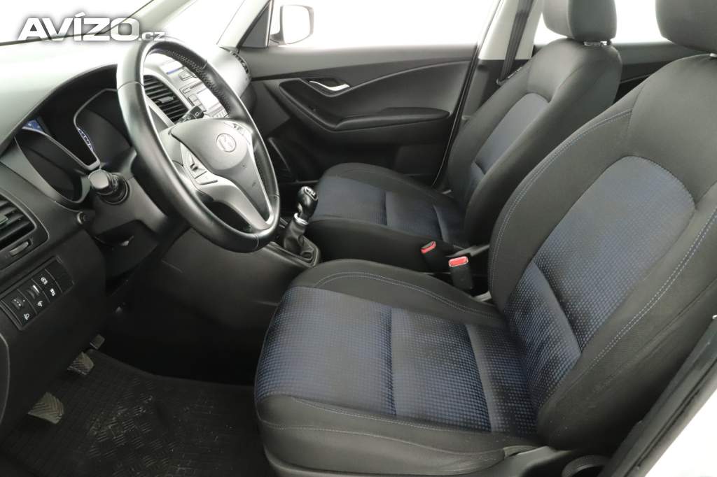 Foto inzerátu Hyundai ix20 1.6 CVVT