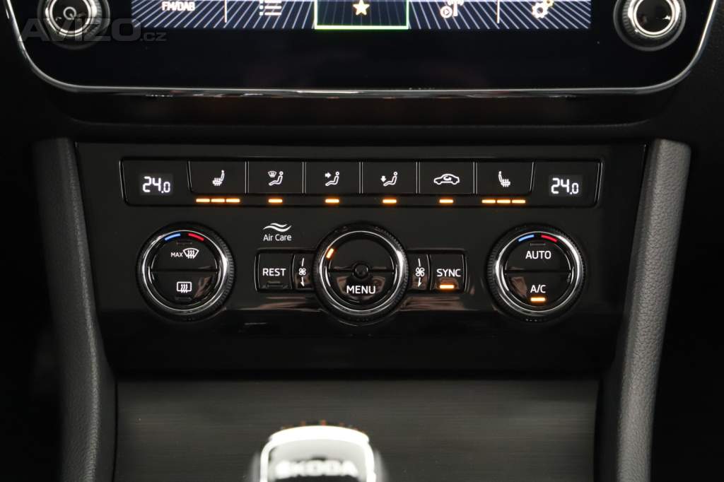 Foto inzerátu Skoda Superb 2.0 TDI
