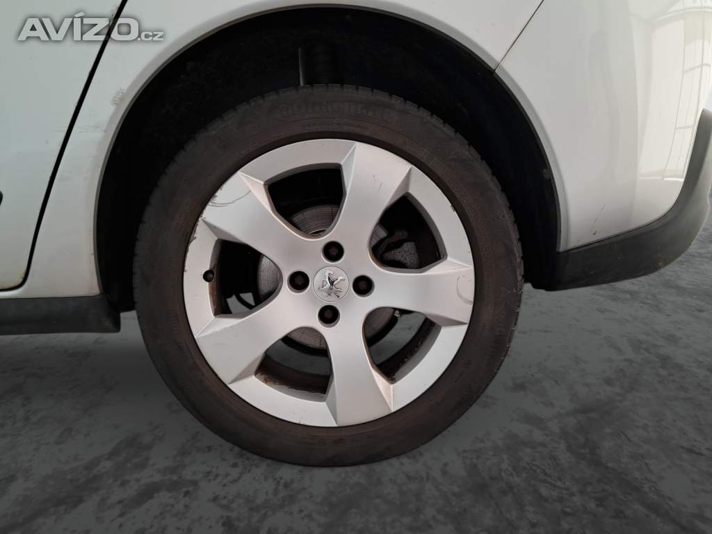 Foto inzerátu Peugeot 3008 1.6 VTi