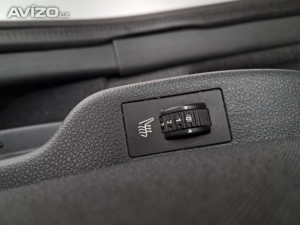 Foto inzerátu Peugeot 3008 1.6 VTi