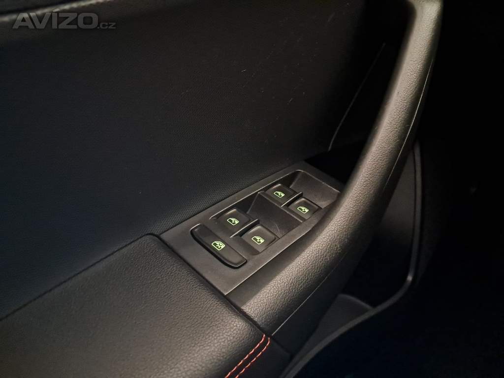 Foto inzerátu Skoda Rapid Spaceback 1.0 TSI