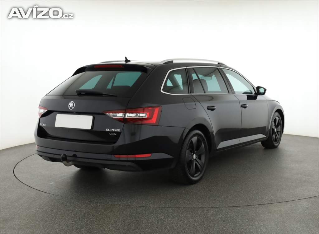 Foto inzerátu Skoda Superb 2.0 TDI 4x4