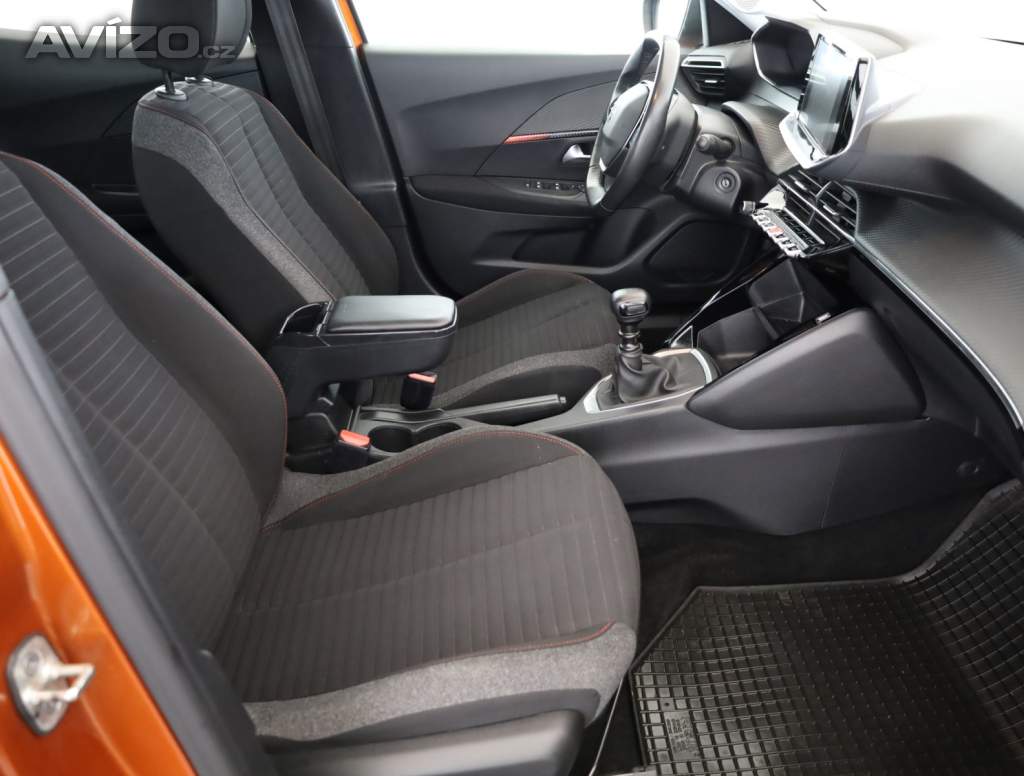 Foto inzerátu Peugeot 2008 1.2 PureTech