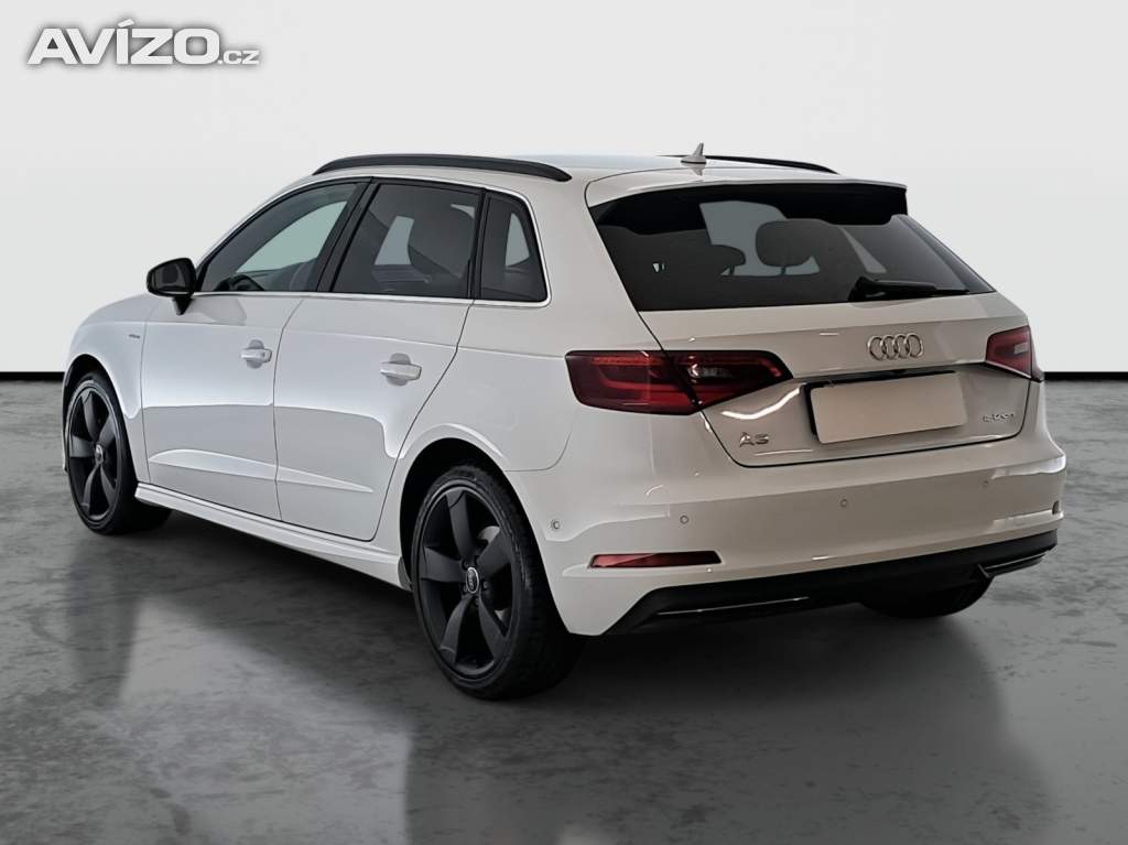 Foto inzerátu Audi A3 e-tron