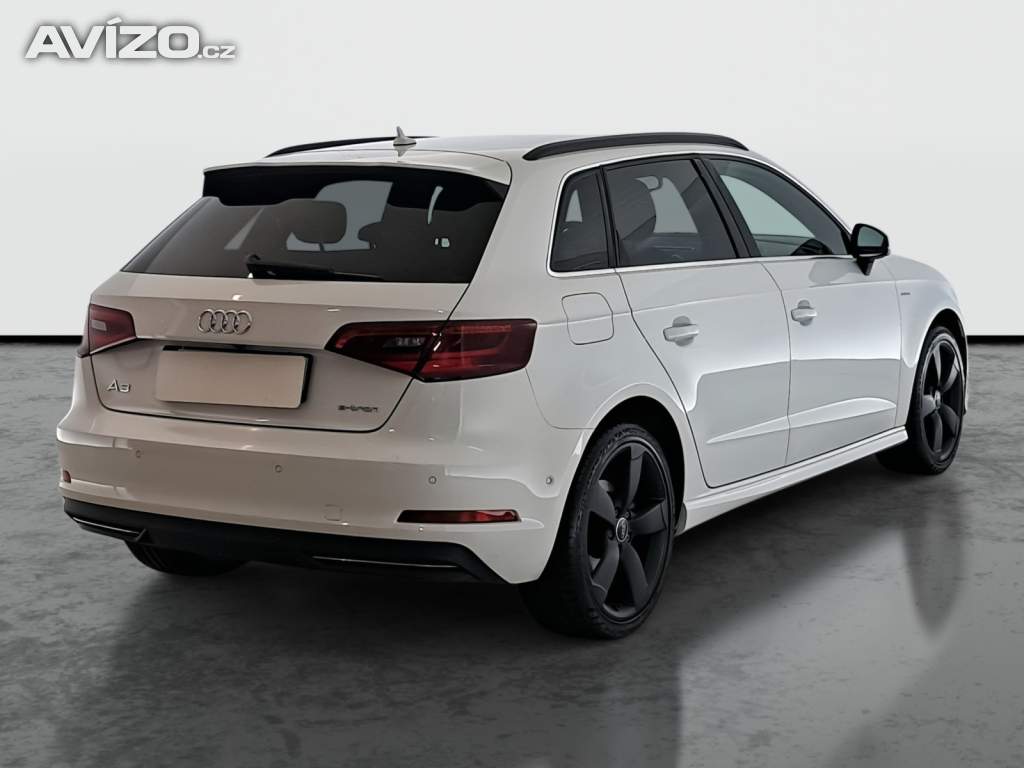 Foto inzerátu Audi A3 e-tron
