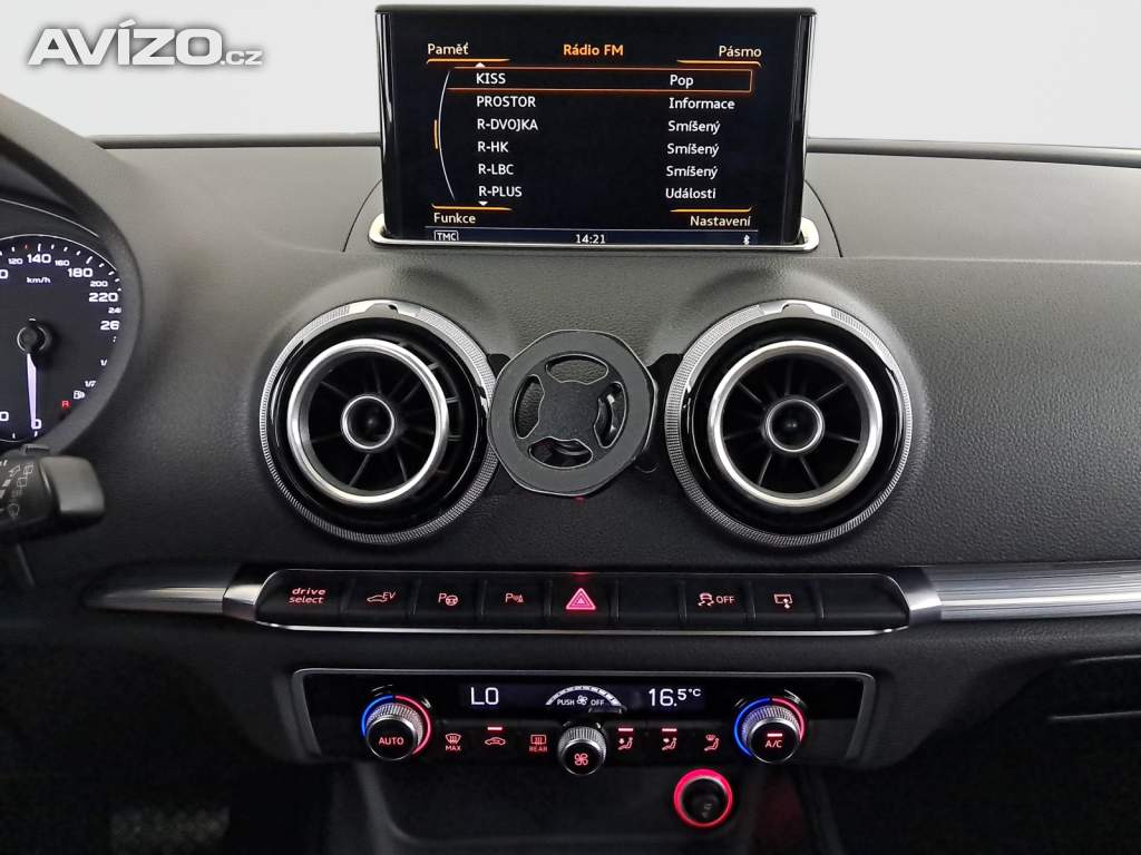 Foto inzerátu Audi A3 e-tron