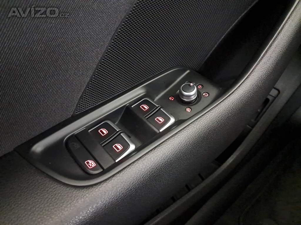 Foto inzerátu Audi A3 e-tron