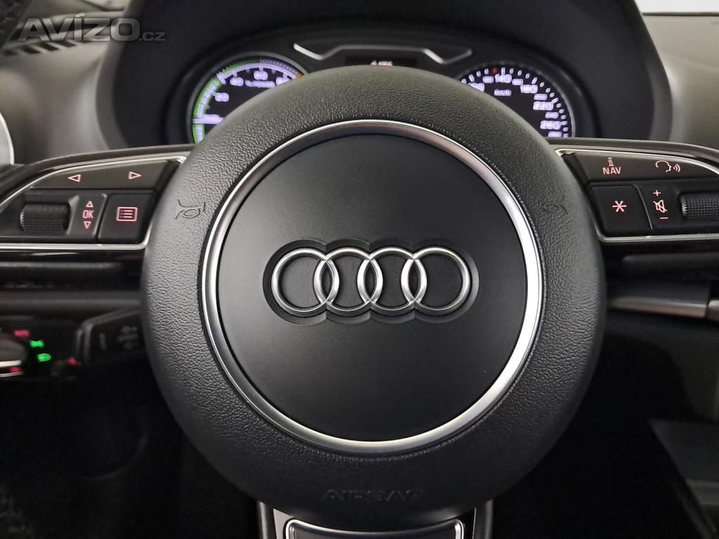 Foto inzerátu Audi A3 e-tron