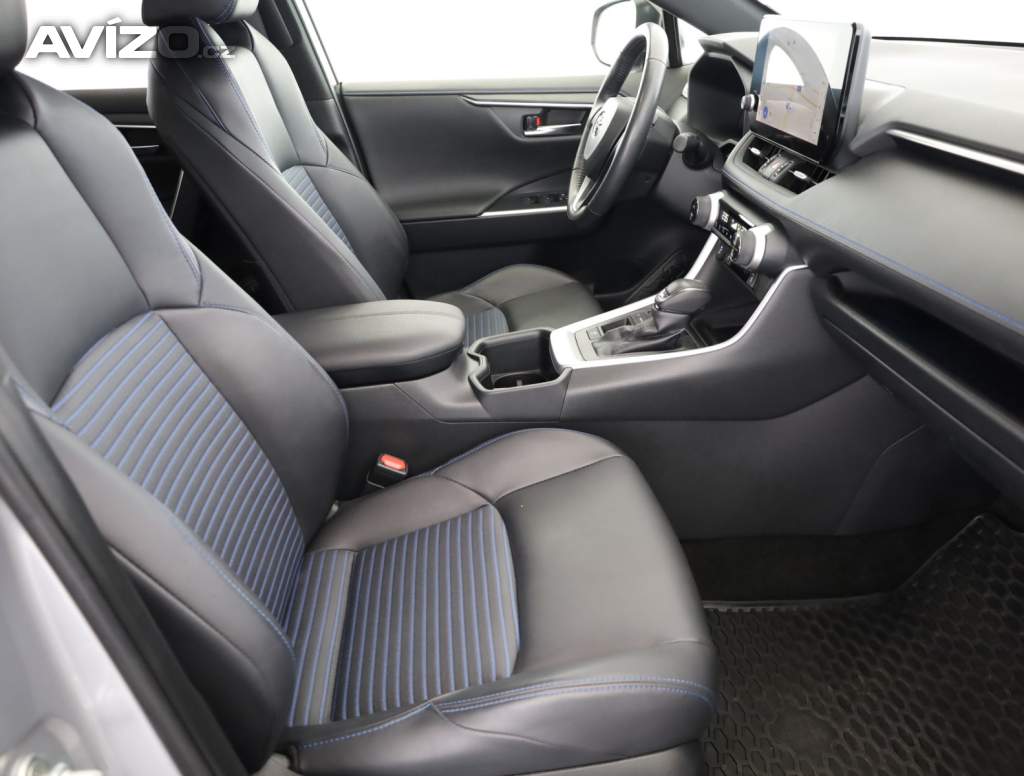 Foto inzerátu Toyota RAV 4 2.5 Hybrid