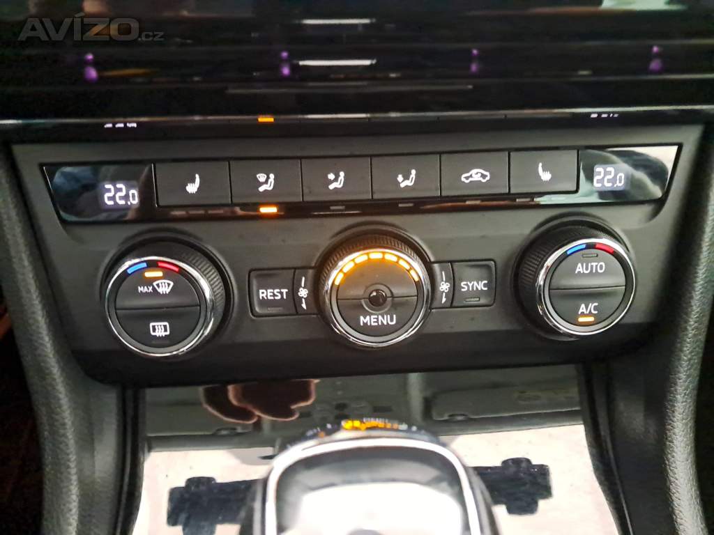Foto inzerátu Skoda Superb 2.0 TDI