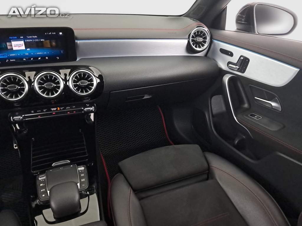 Foto inzerátu Mercedes CLA 200