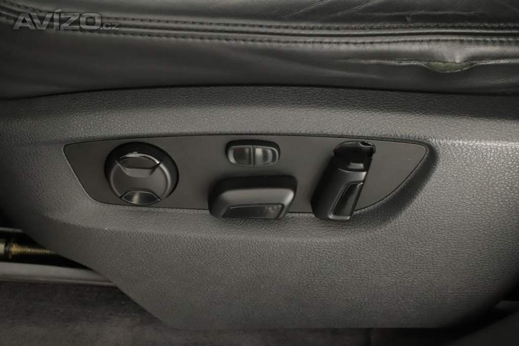 Foto inzerátu VW Touareg 3.0 TDI