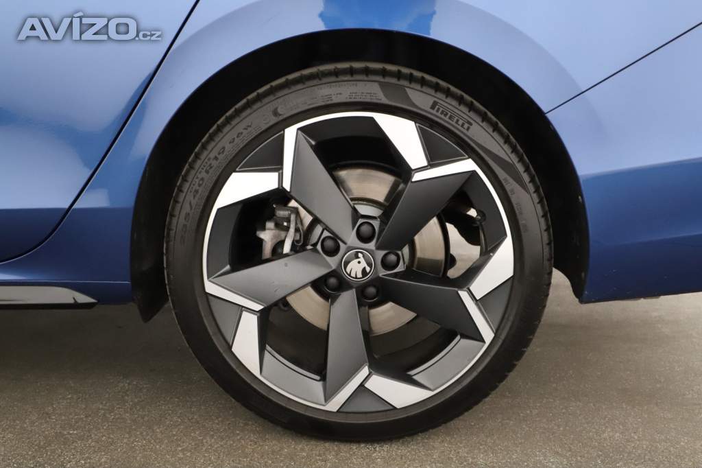 Foto inzerátu Skoda Superb 2.0 TSI