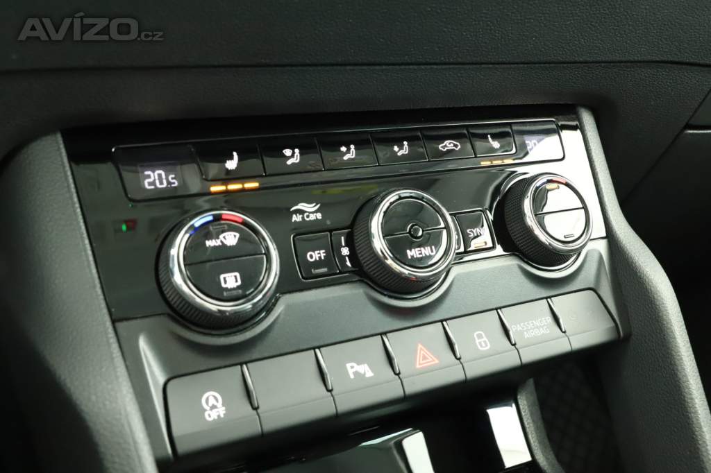 Foto inzerátu Skoda Karoq 1.5 TSI