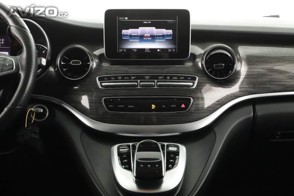 Foto inzerátu Mercedes V 300 d 4MATIC