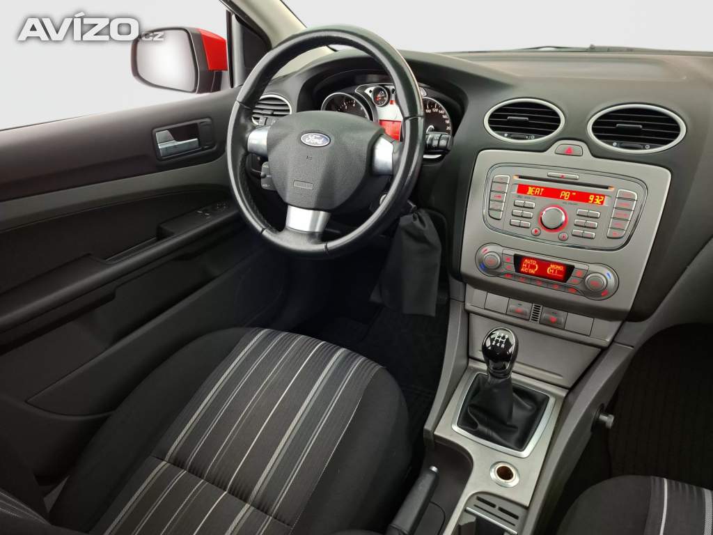 Foto inzerátu Ford Focus 1.6 16V