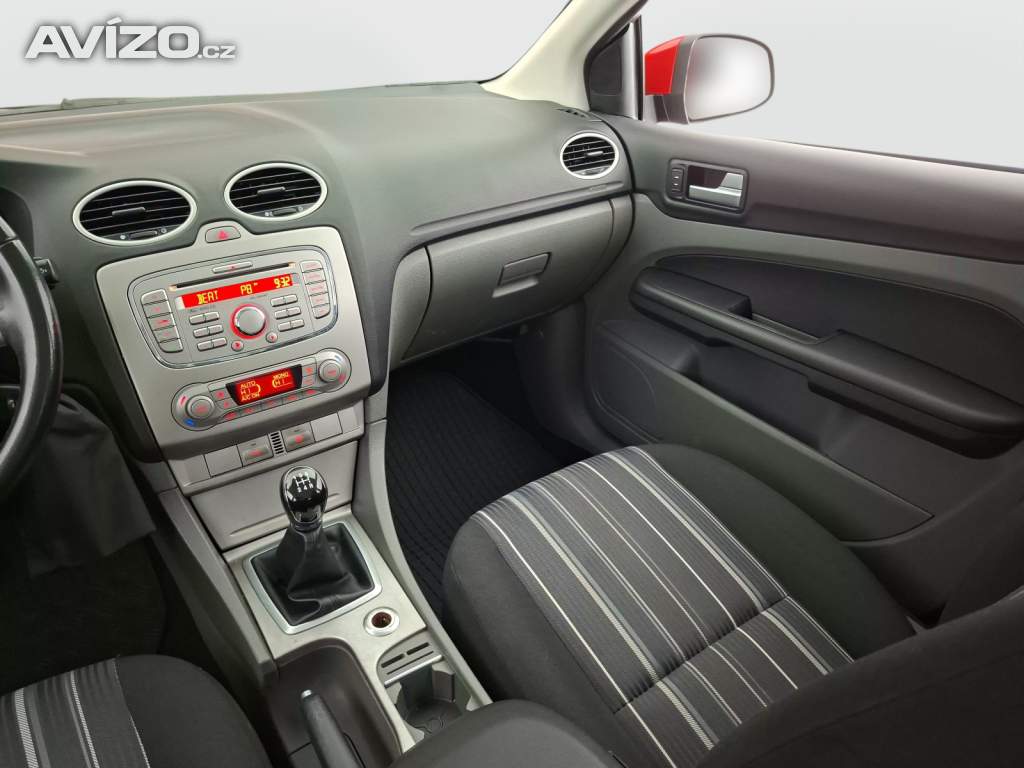 Foto inzerátu Ford Focus 1.6 16V