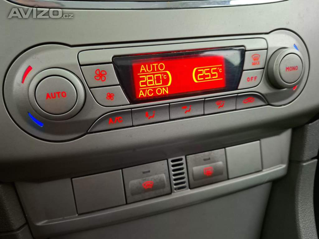 Foto inzerátu Ford Focus 1.6 16V