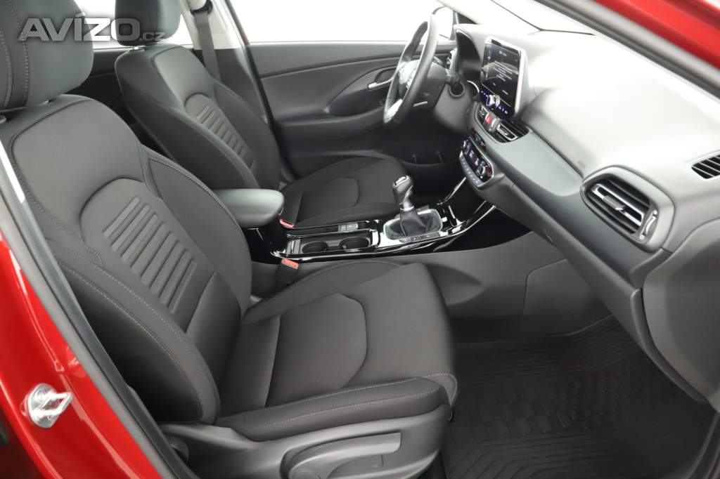 Foto inzerátu Hyundai i30 Fastback 1.0 T-GDI