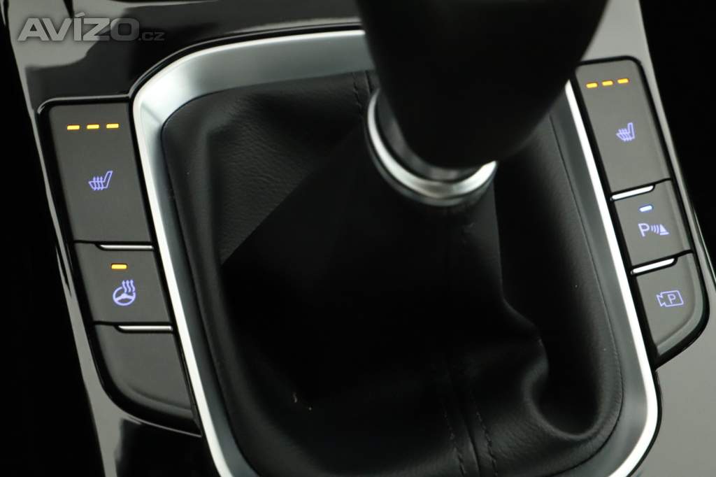 Foto inzerátu Hyundai i30 Fastback 1.0 T-GDI