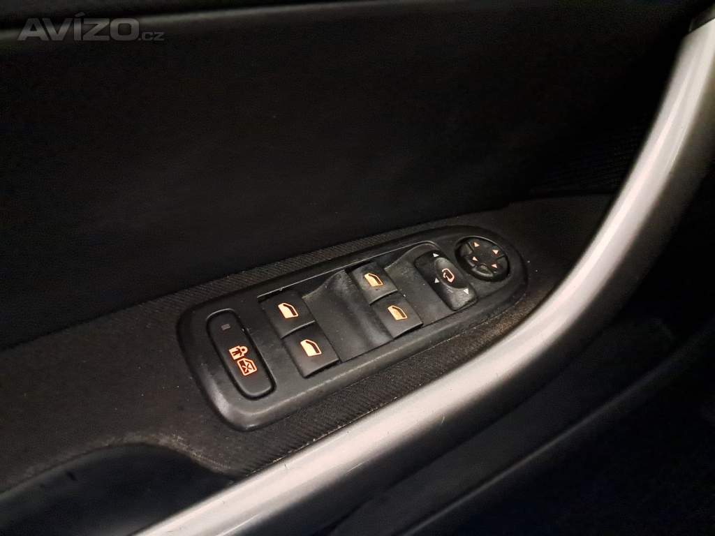 Foto inzerátu Peugeot 308 1.6 HDi