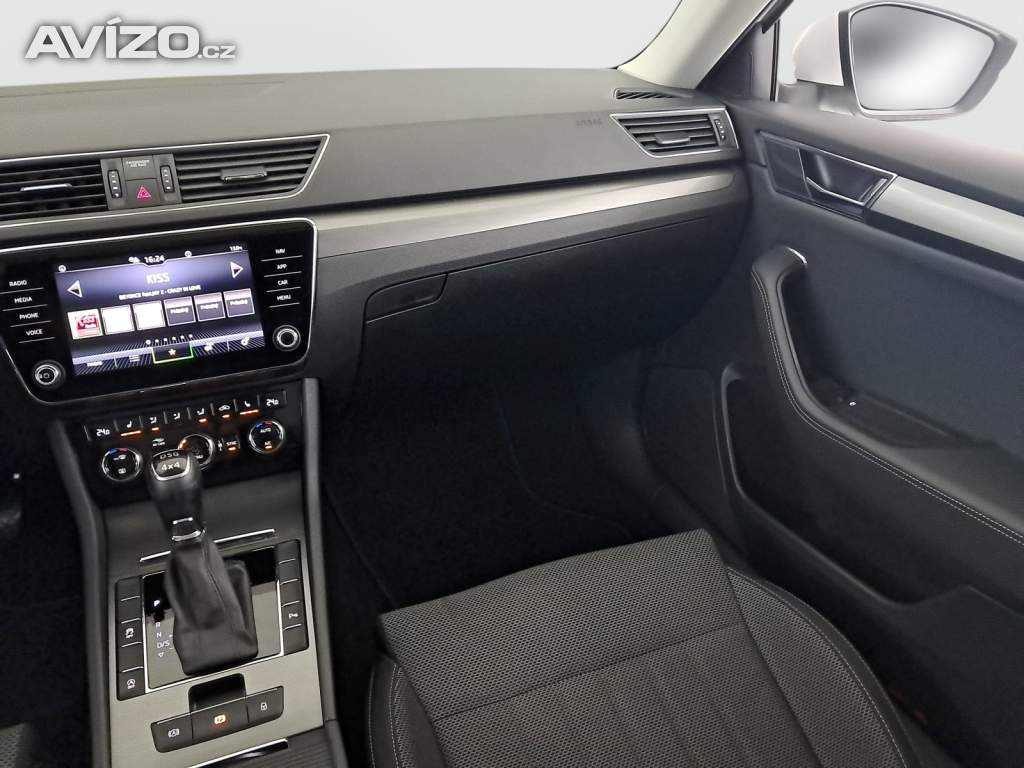 Foto inzerátu Skoda Superb 2.0 TDI