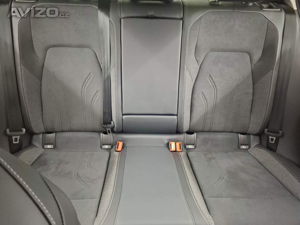 Foto inzerátu VW Golf 1.5 eTSI