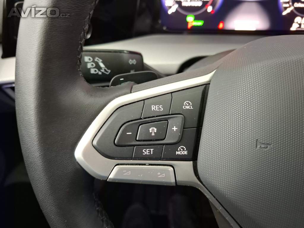 Foto inzerátu VW Golf 1.5 eTSI